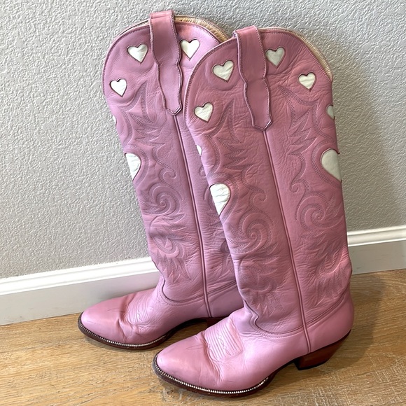 Cowboy City LIMITED EDITION Cheek Heart Boot - Picture 1 of 15